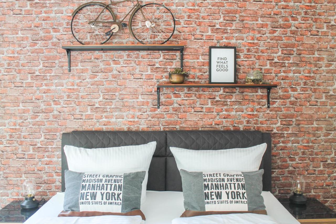 New York Apartment - Fuer Freunde & Familien, Stadtnah, Parkplatz, E-Ladestation, Gitterbox Fuer Fahrraeder, Fitnessstudio, Digitale Gaestemappe Mit Restaurant- Und Unternehmenstipps Koblenz  Exteriör bild